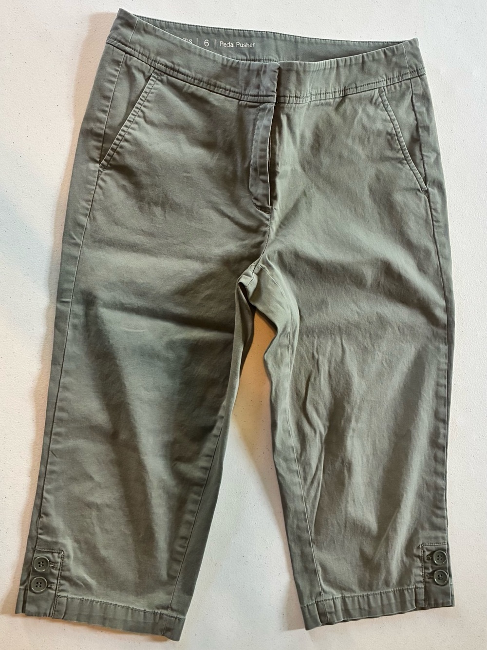 Talbots Olive Green Pedal Pusher Pants with Pink Trim